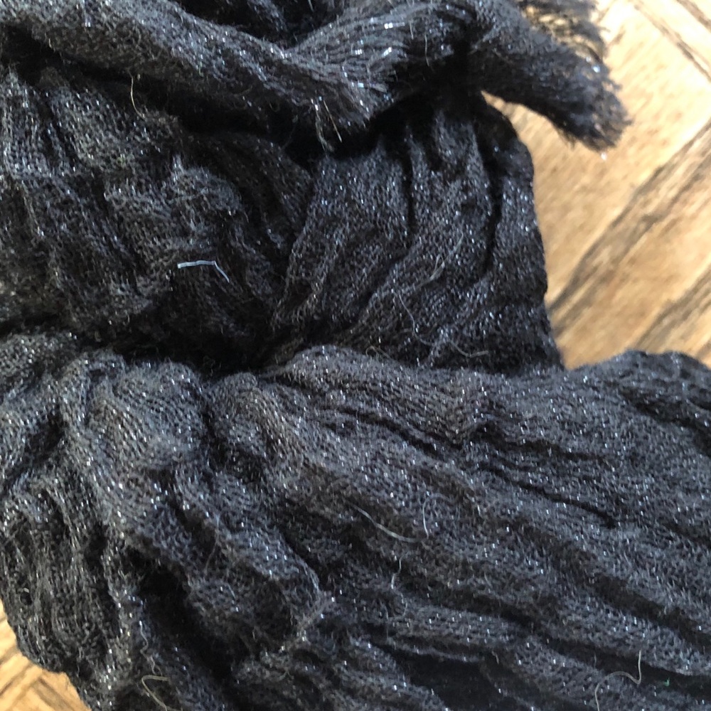 NWT J Crew Crinkle Scarf - Picture 3 of 3